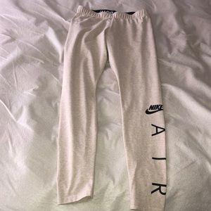 Cream Nike leggings